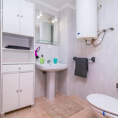Apartment Espanatour Ramon Gallud 222 *